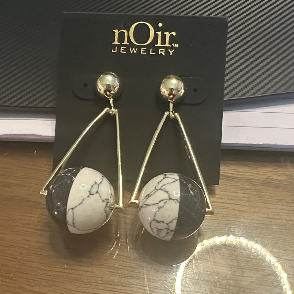 nOir Jewelry Gold and Black Marble Earrings